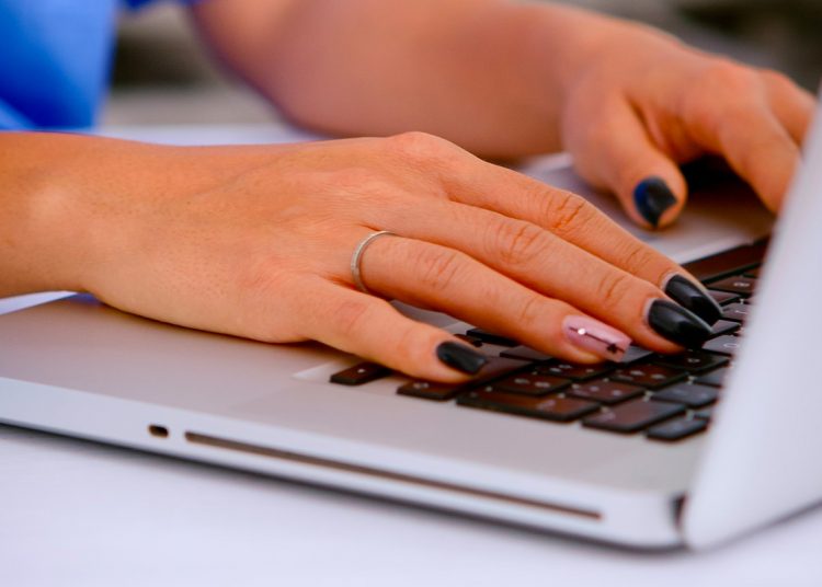 How to Score Good Marks in NEET 2024 with Aakash Final Test Series - Interesting Zoology Tips from Experts